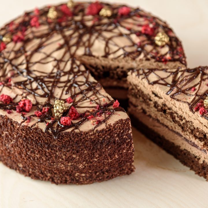 Brownie mit Schokoladen-Himbeer-Füllung