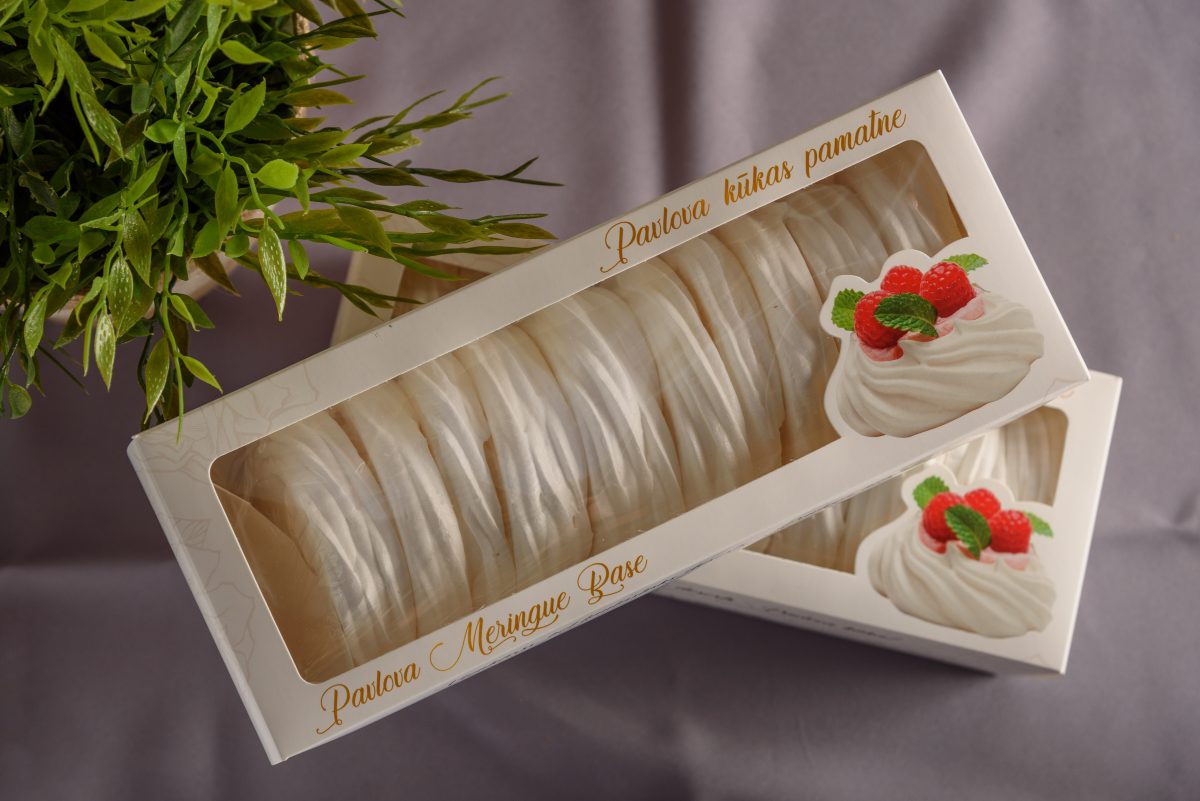 Handmade_sweets_saldumi_Meringue_Nests